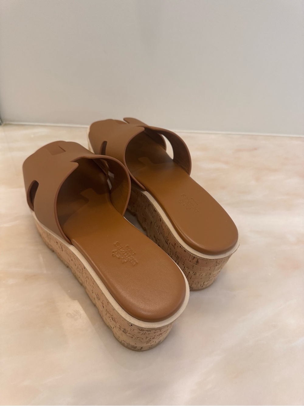 Hermes Eze Wedge Shoes. - Picture 8 of 9